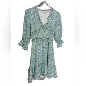 Green, floral dress from Pink Lily. Size S. Excellent condition.